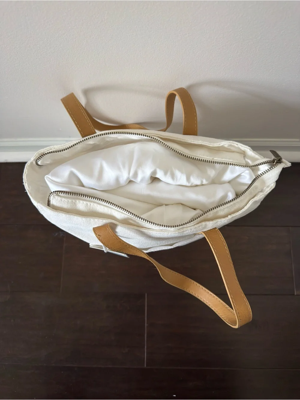 NWT - Cozy Earth Bamboo Duvet Cover - King